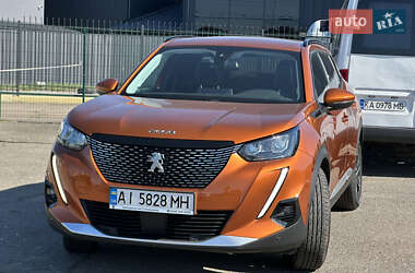 Внедорожник / Кроссовер Peugeot 2008 2020 в Киеве