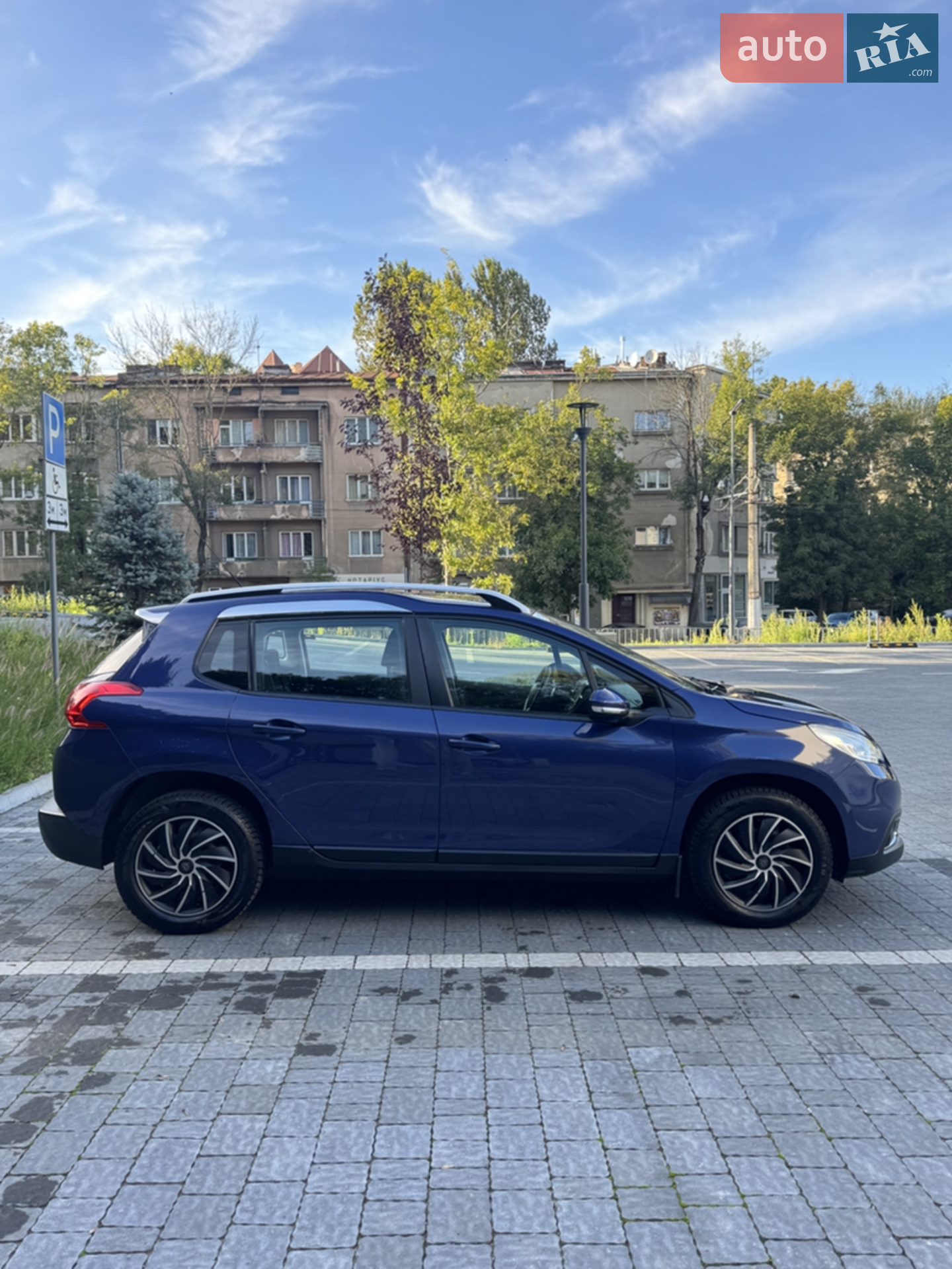 2015 Peugeot 2008 - мініатюра 4