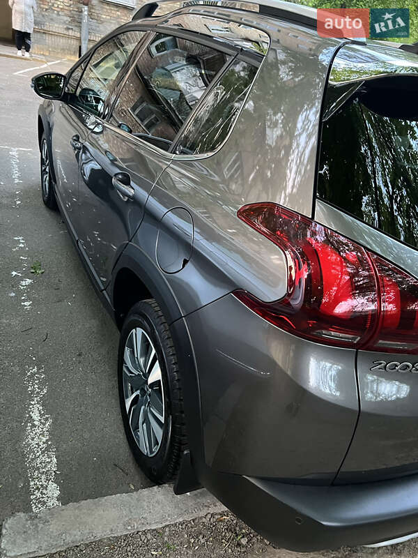 Позашляховик / Кросовер Peugeot 2008 2019 в Харкові