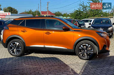 Внедорожник / Кроссовер Peugeot 2008 2021 в 