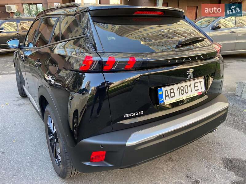 Внедорожник / Кроссовер Peugeot 2008 2020 в Киеве