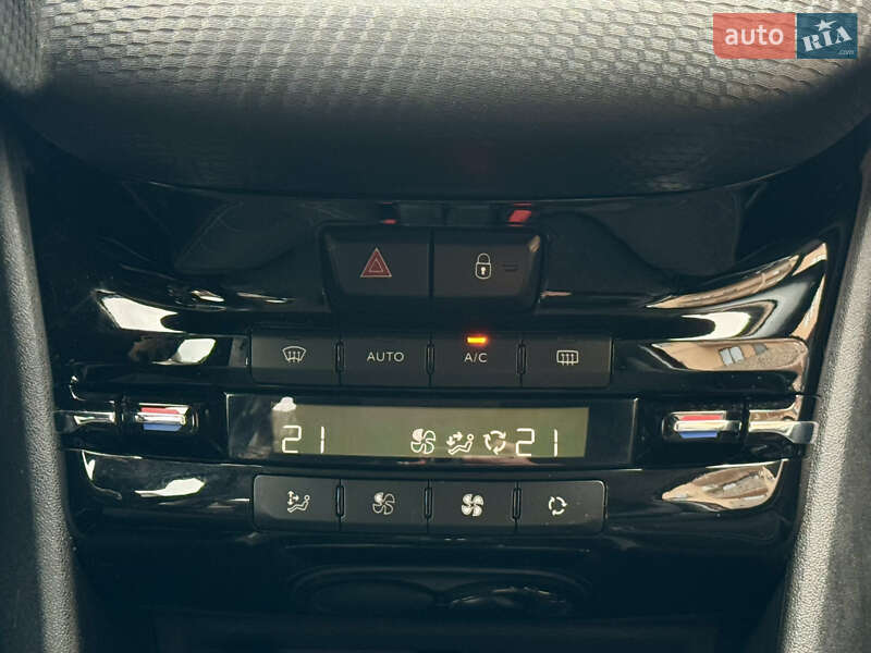 Внедорожник / Кроссовер Peugeot 2008 2018 в Ужгороде фото 25 Внедорожник / Кроссовер Peugeot 2008 2018 в Ужгороде