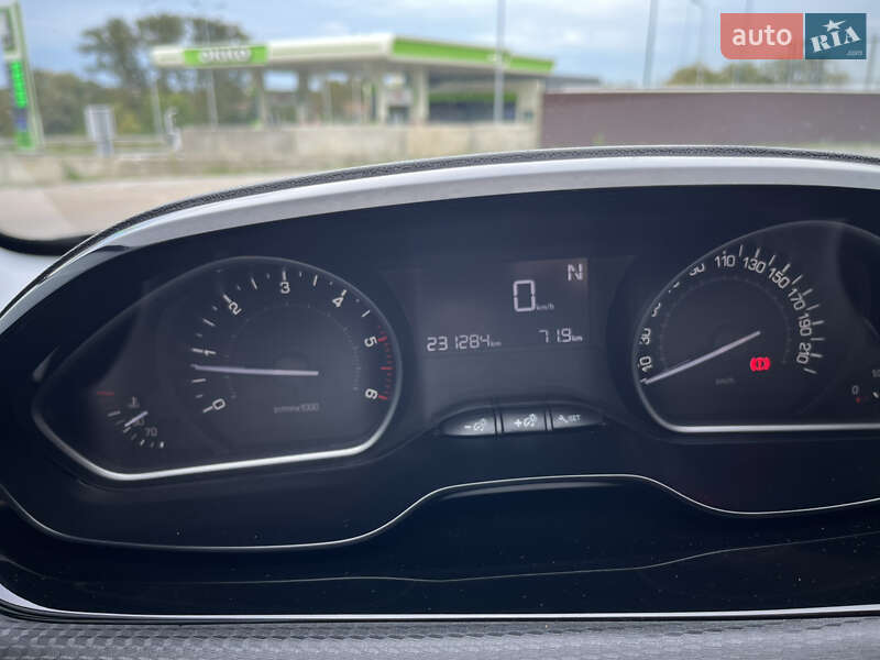 Внедорожник / Кроссовер Peugeot 2008 2016 в Жидачове фото 7 Внедорожник / Кроссовер Peugeot 2008 2016 в Жидачове