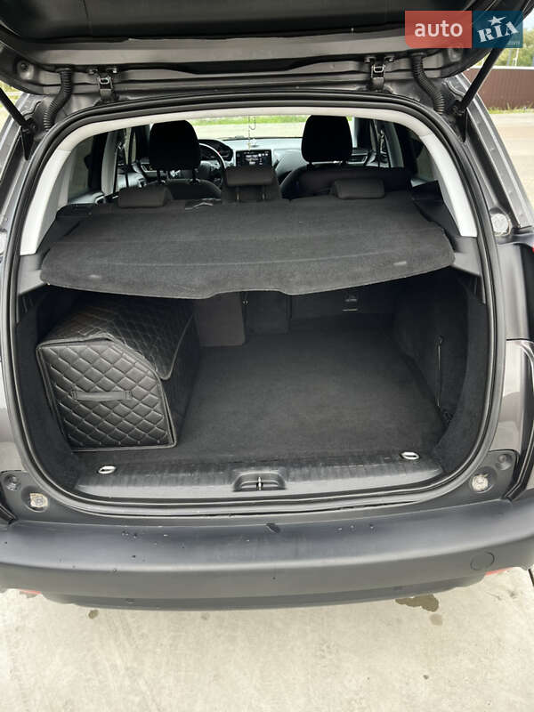 Внедорожник / Кроссовер Peugeot 2008 2016 в Жидачове фото 3 Внедорожник / Кроссовер Peugeot 2008 2016 в Жидачове