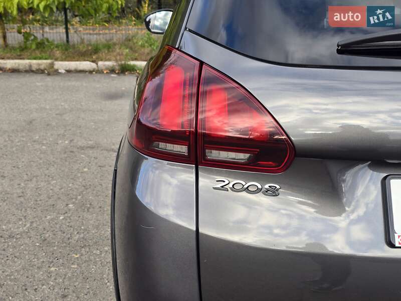 Позашляховик / Кросовер Peugeot 2008 2019 в Хмельницькому