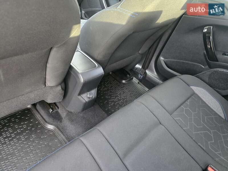 Позашляховик / Кросовер Peugeot 2008 2019 в Хмельницькому