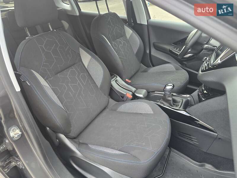 Позашляховик / Кросовер Peugeot 2008 2019 в Хмельницькому