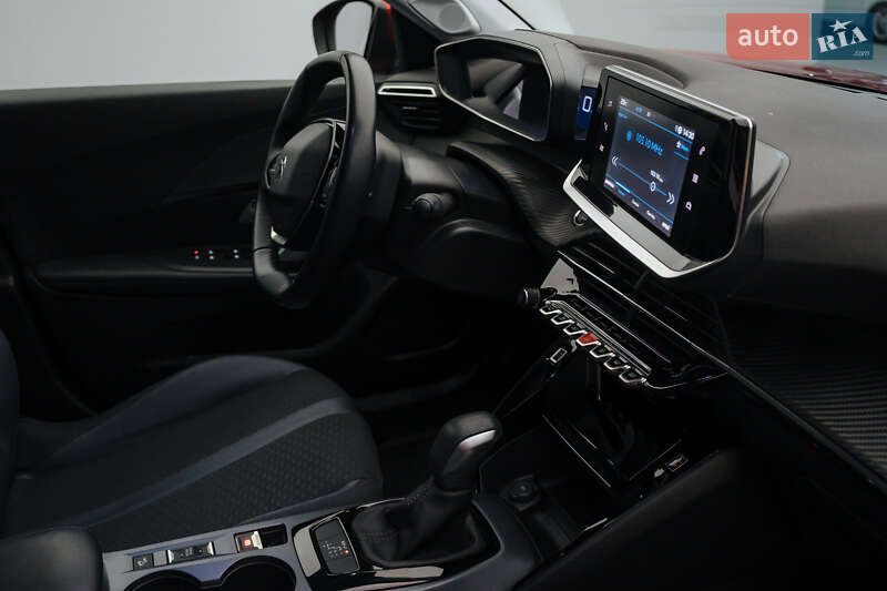 Внедорожник / Кроссовер Peugeot 2008 2020 в Киеве фото 12 Внедорожник / Кроссовер Peugeot 2008 2020 в Киеве
