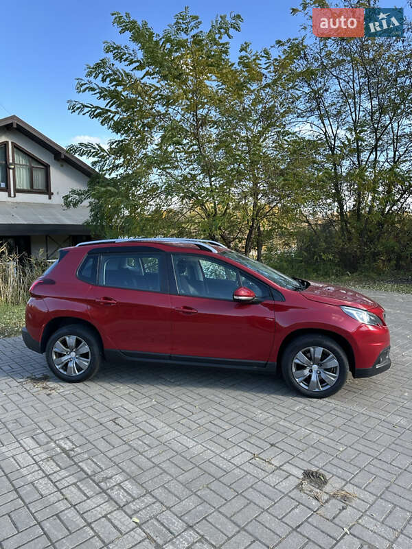 Внедорожник / Кроссовер Peugeot 2008 2018 в Киеве