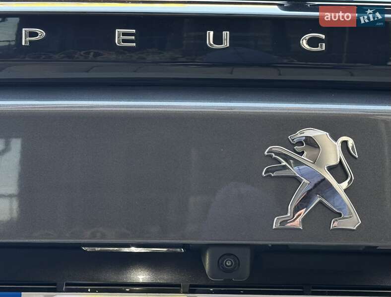 Внедорожник / Кроссовер Peugeot 2008 2021 в Киеве