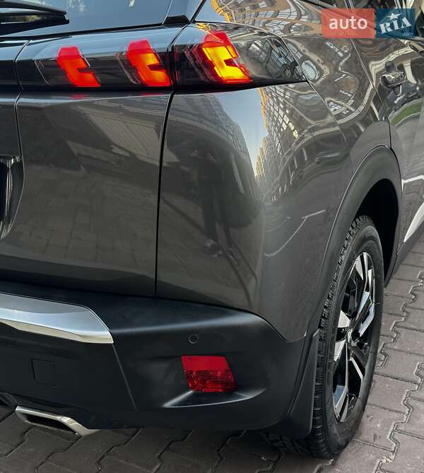 Внедорожник / Кроссовер Peugeot 2008 2021 в Киеве