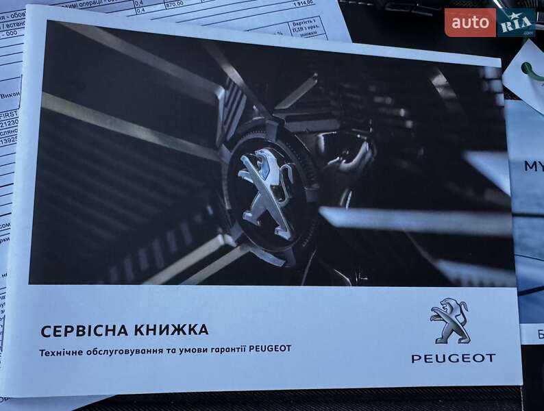 Внедорожник / Кроссовер Peugeot 2008 2021 в Киеве