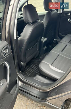 Позашляховик / Кросовер Peugeot 2008 2013 в Бердичеві