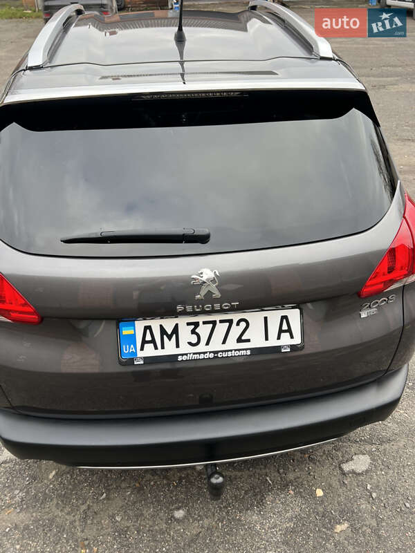 Внедорожник / Кроссовер Peugeot 2008 2013 в Бердичеве