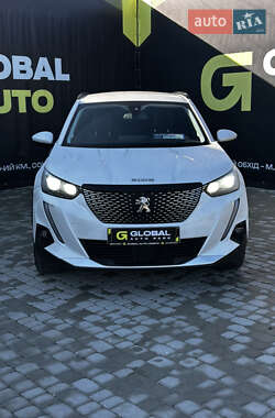 Позашляховик / Кросовер Peugeot 2008 2020 в Львові