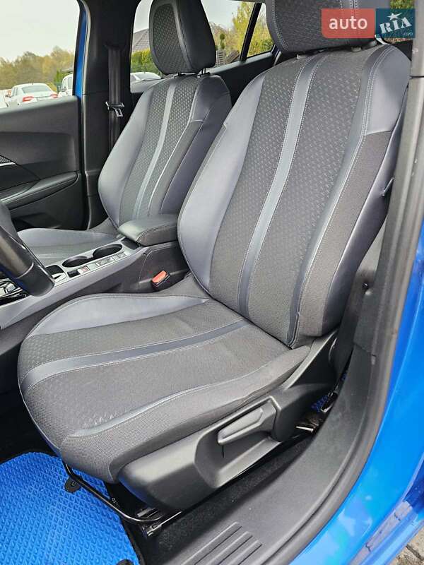 Позашляховик / Кросовер Peugeot 2008 2020 в Стрию