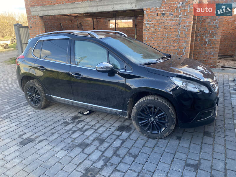Внедорожник / Кроссовер Peugeot 2008 2013 в Львове фото 3 Внедорожник / Кроссовер Peugeot 2008 2013 в Львове