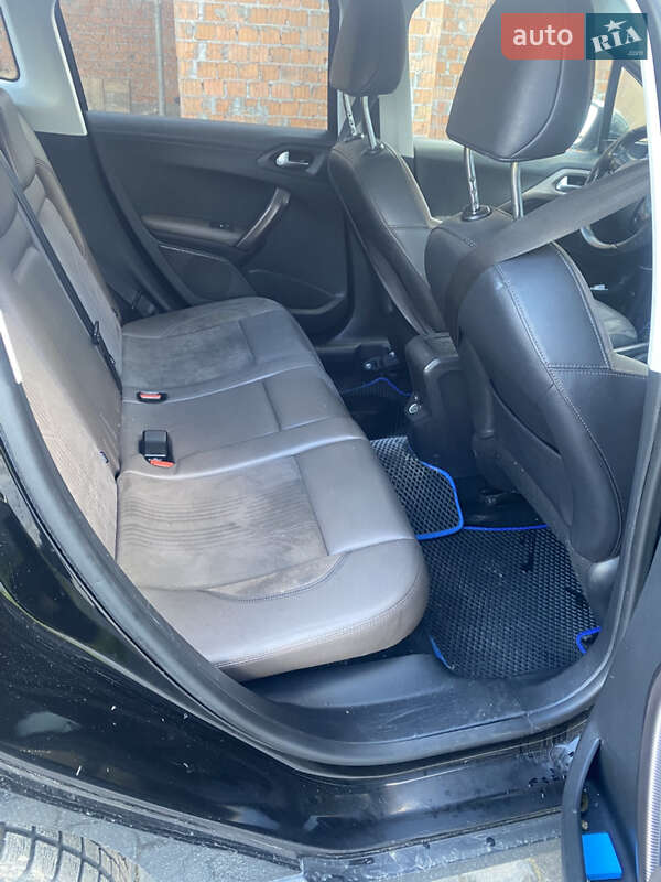 Внедорожник / Кроссовер Peugeot 2008 2013 в Львове фото 19 Внедорожник / Кроссовер Peugeot 2008 2013 в Львове