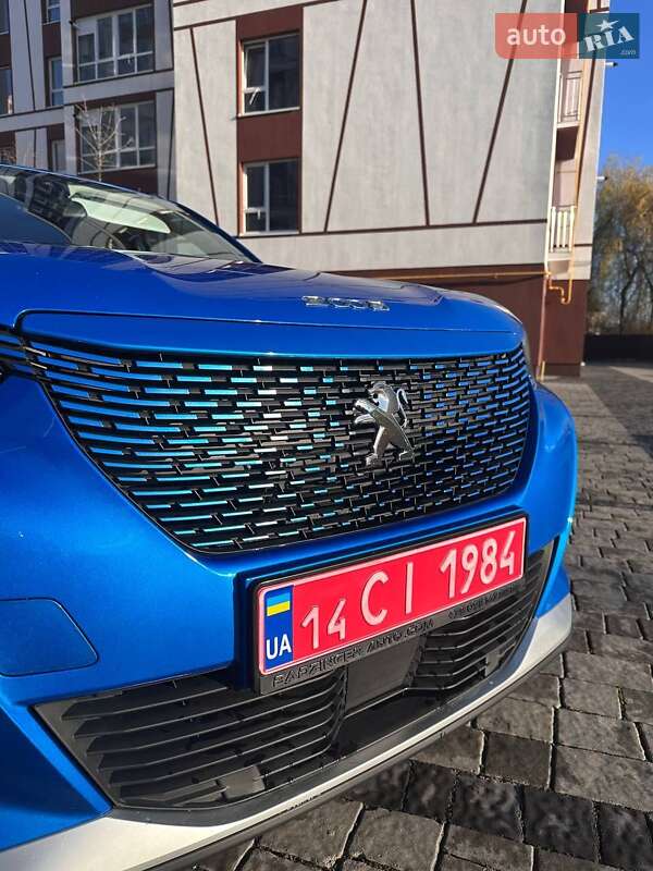 Позашляховик / Кросовер Peugeot 2008 2020 в Івано-Франківську