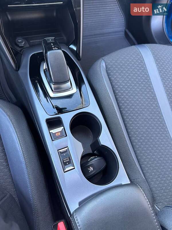 Позашляховик / Кросовер Peugeot 2008 2020 в Івано-Франківську