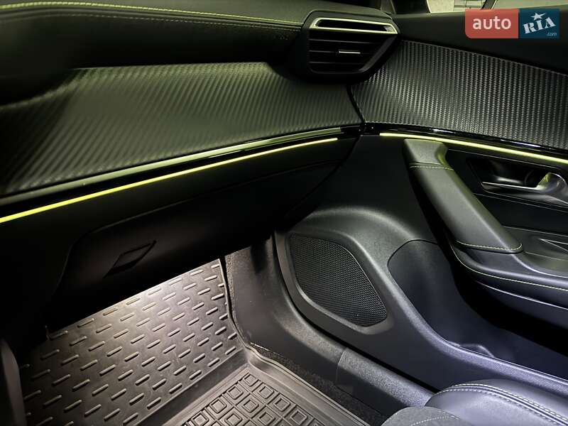 Внедорожник / Кроссовер Peugeot 2008 2023 в Киеве