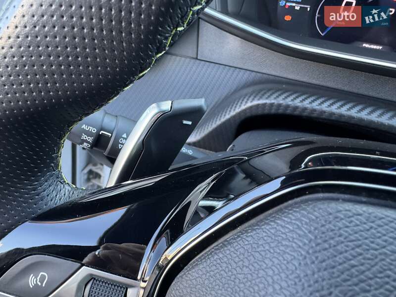 Внедорожник / Кроссовер Peugeot 2008 2023 в Киеве