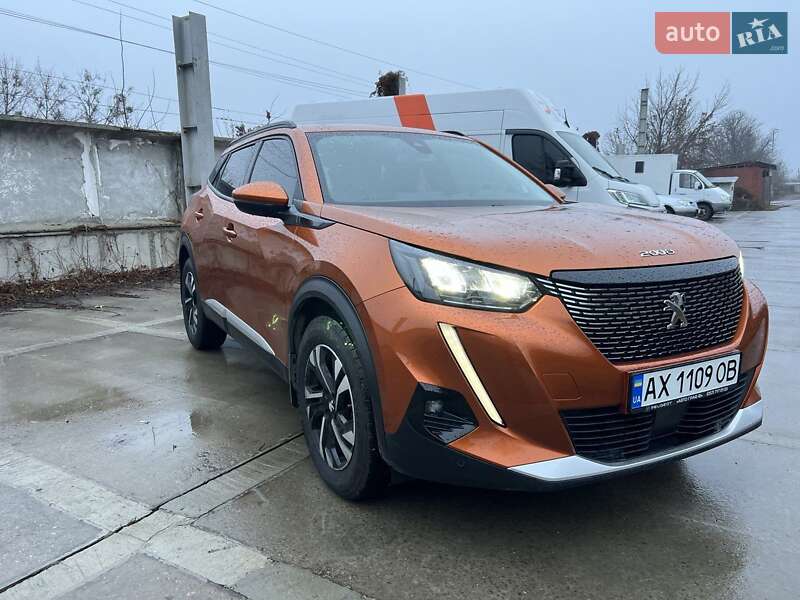 Внедорожник / Кроссовер Peugeot 2008 2020 в Харькове