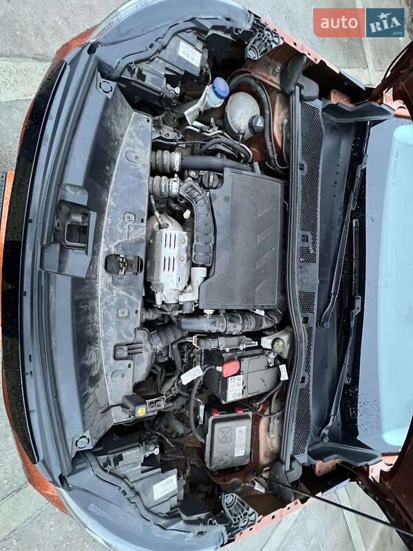 Внедорожник / Кроссовер Peugeot 2008 2020 в Харькове