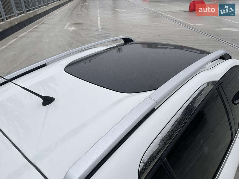 Внедорожник / Кроссовер Peugeot 2008 2015 в Киеве фото 16 Внедорожник / Кроссовер Peugeot 2008 2015 в Киеве