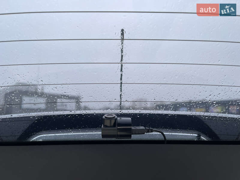 Внедорожник / Кроссовер Peugeot 2008 2015 в Киеве фото 36 Внедорожник / Кроссовер Peugeot 2008 2015 в Киеве