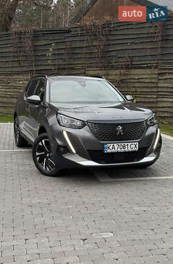 Внедорожник / Кроссовер Peugeot 2008 2021 в Киеве