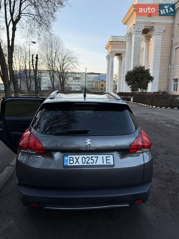 Внедорожник / Кроссовер Peugeot 2008 2015 в Староконстантинове