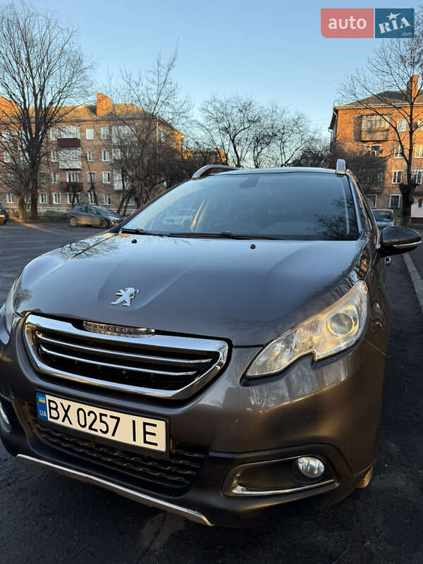 Внедорожник / Кроссовер Peugeot 2008 2015 в Староконстантинове