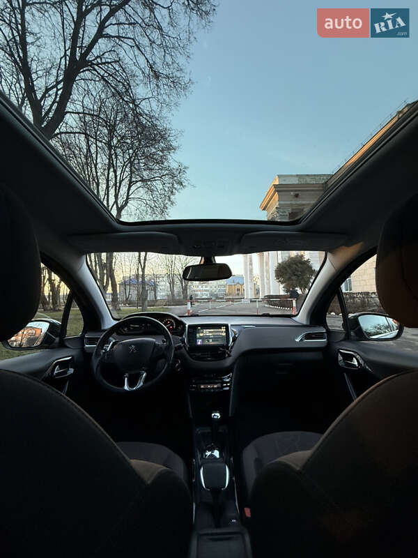 Внедорожник / Кроссовер Peugeot 2008 2015 в Староконстантинове