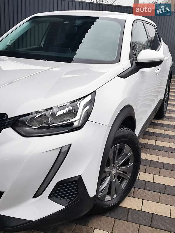 Позашляховик / Кросовер Peugeot 2008 2020 в Львові