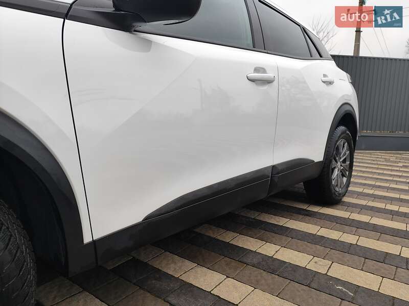 Позашляховик / Кросовер Peugeot 2008 2020 в Львові