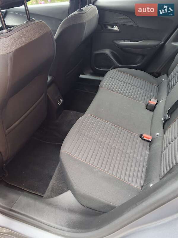 Позашляховик / Кросовер Peugeot 2008 2020 в Полтаві