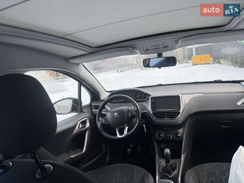 Внедорожник / Кроссовер Peugeot 2008 2014 в Болехове