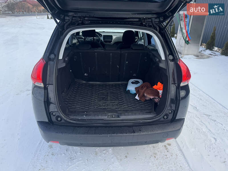 Внедорожник / Кроссовер Peugeot 2008 2014 в Болехове