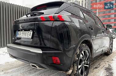 Внедорожник / Кроссовер Peugeot 2008 2021 в Киеве