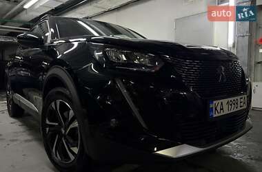Внедорожник / Кроссовер Peugeot 2008 2021 в Киеве