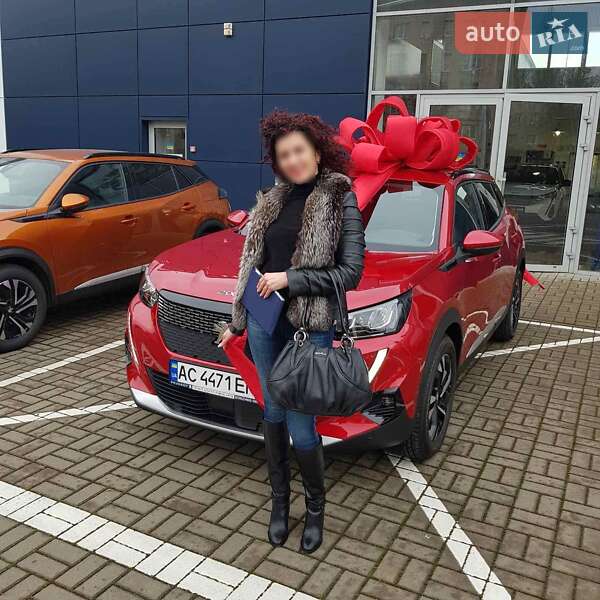 Внедорожник / Кроссовер Peugeot 2008 2020 в Луцке