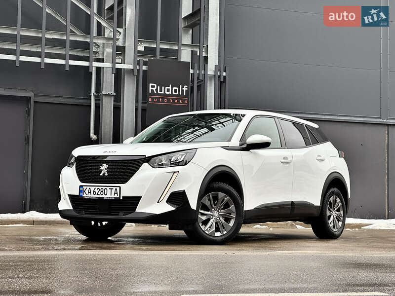 Внедорожник / Кроссовер Peugeot 2008 2021 в Киеве