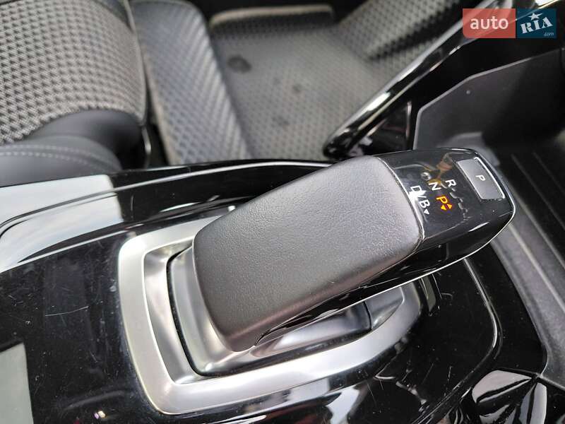 Внедорожник / Кроссовер Peugeot 2008 2021 в Шостке