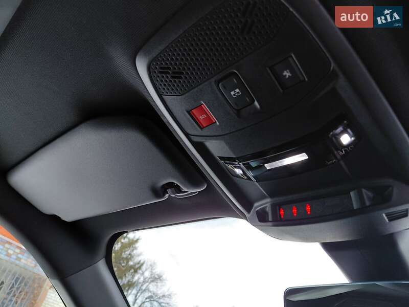Внедорожник / Кроссовер Peugeot 2008 2021 в Шостке