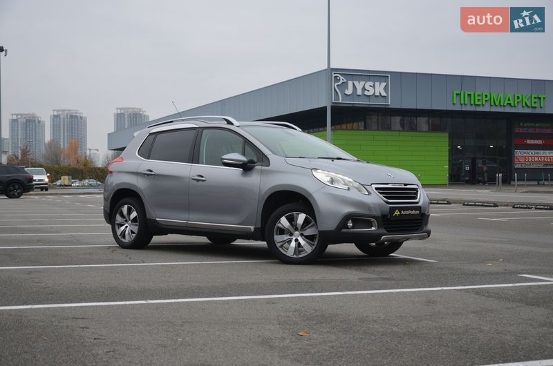 Внедорожник / Кроссовер Peugeot 2008 2016 в Киеве