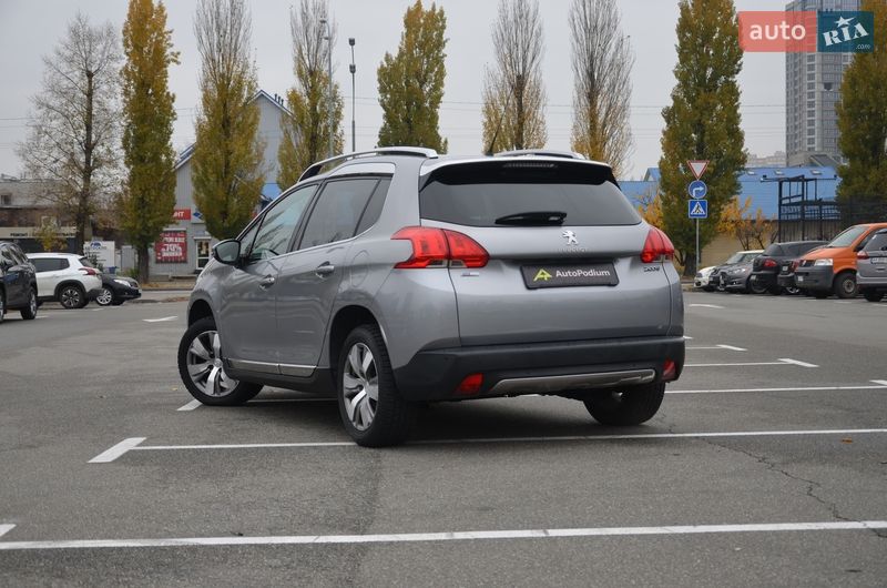 Внедорожник / Кроссовер Peugeot 2008 2016 в Киеве