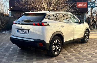 Внедорожник / Кроссовер Peugeot 2008 2020 в Киеве