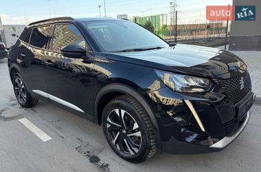 Внедорожник / Кроссовер Peugeot 2008 2021 в Киеве