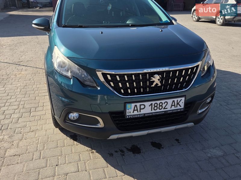 Внедорожник / Кроссовер Peugeot 2008 2016 в Запорожье